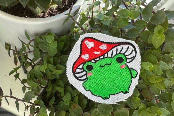 Review: Mushroom Frog Machine Embroidery for Gifts